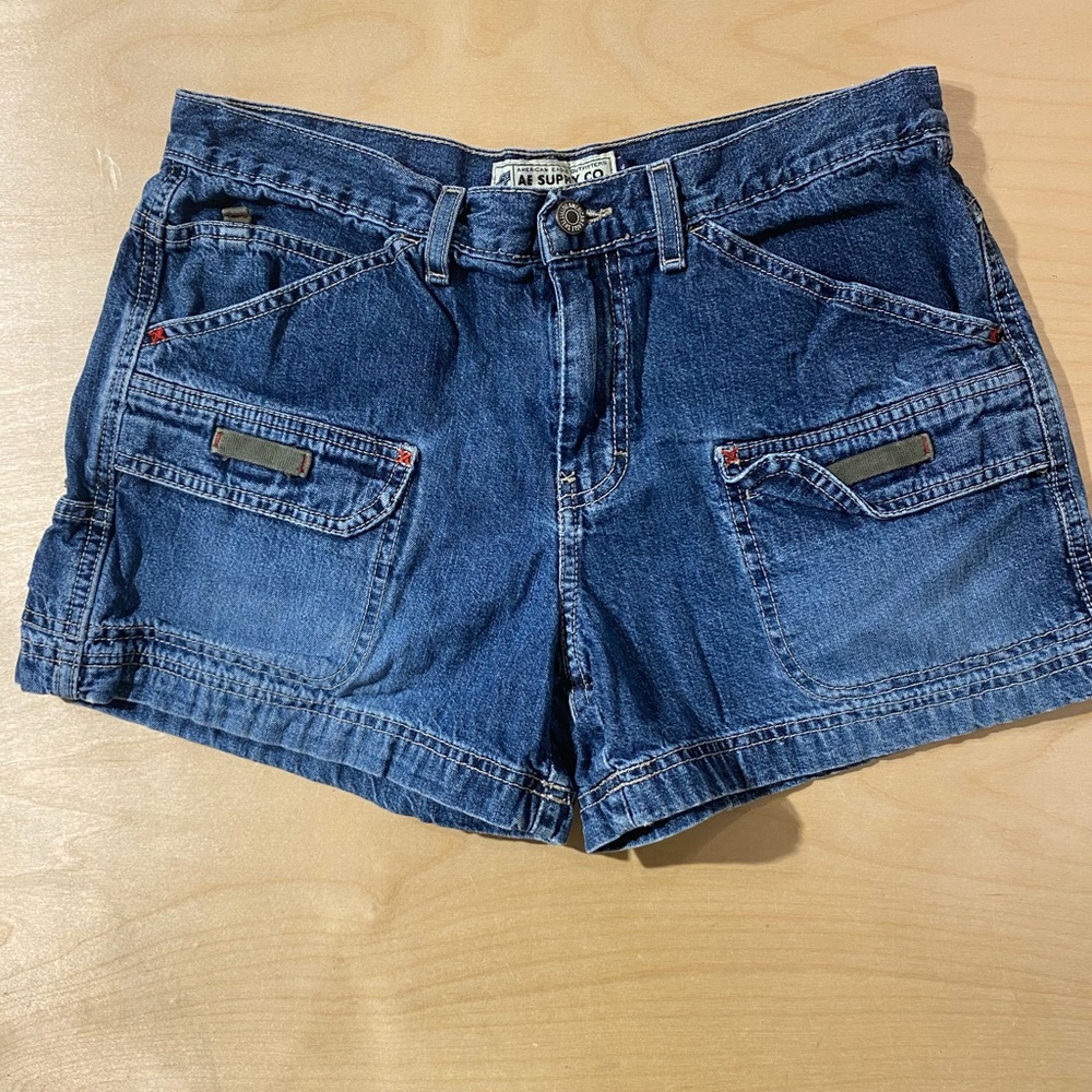 American Eagle Outfitters Dark Blue Women's Cargo Shorts 6 (PS)